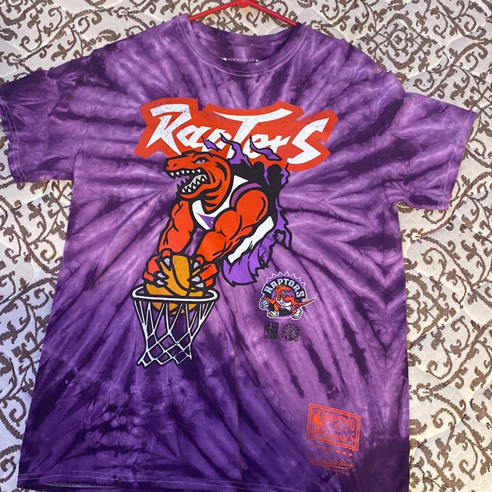 Raptors tee